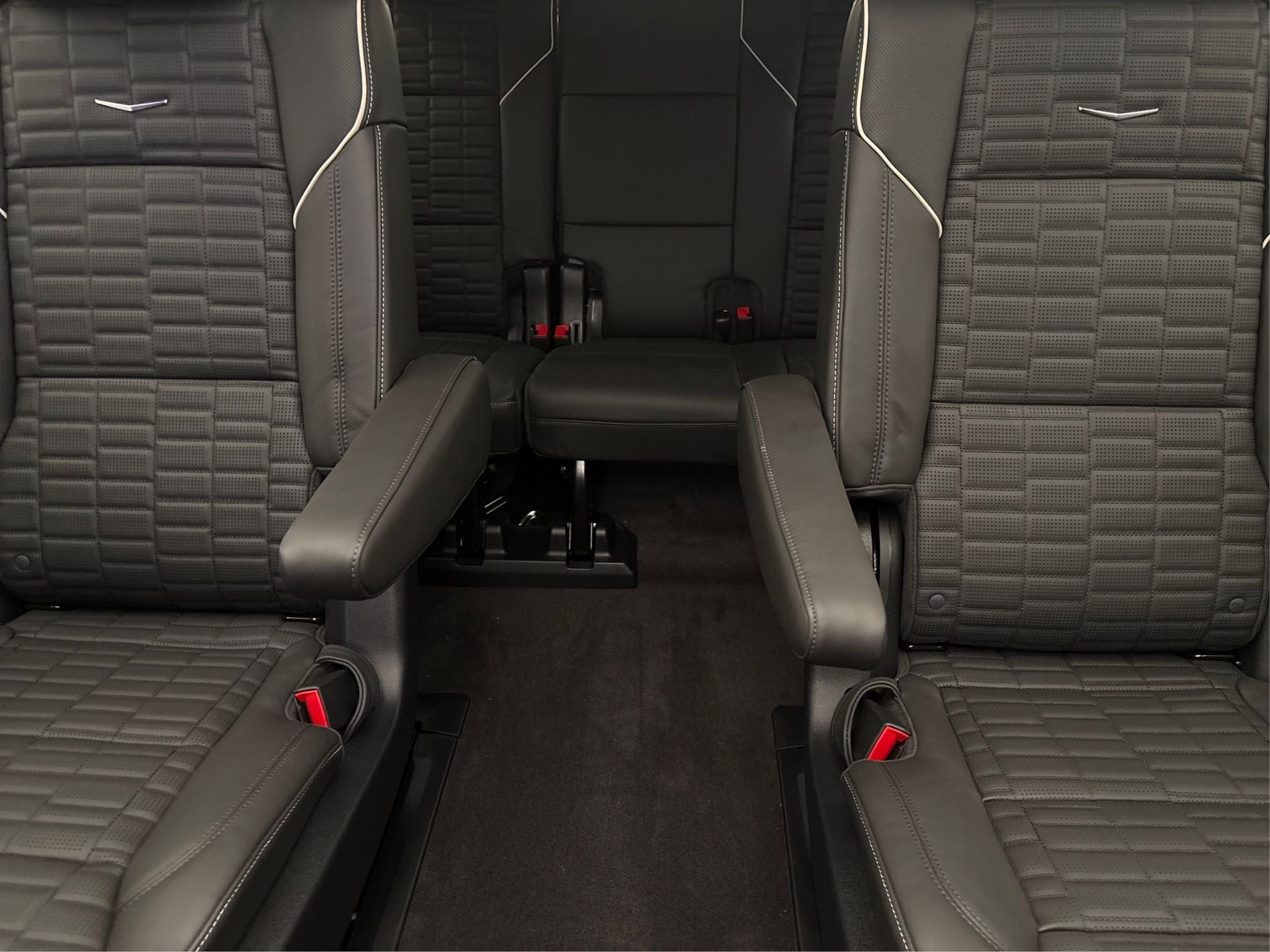 2025 Cadillac Escalade ESV Sport Platinum