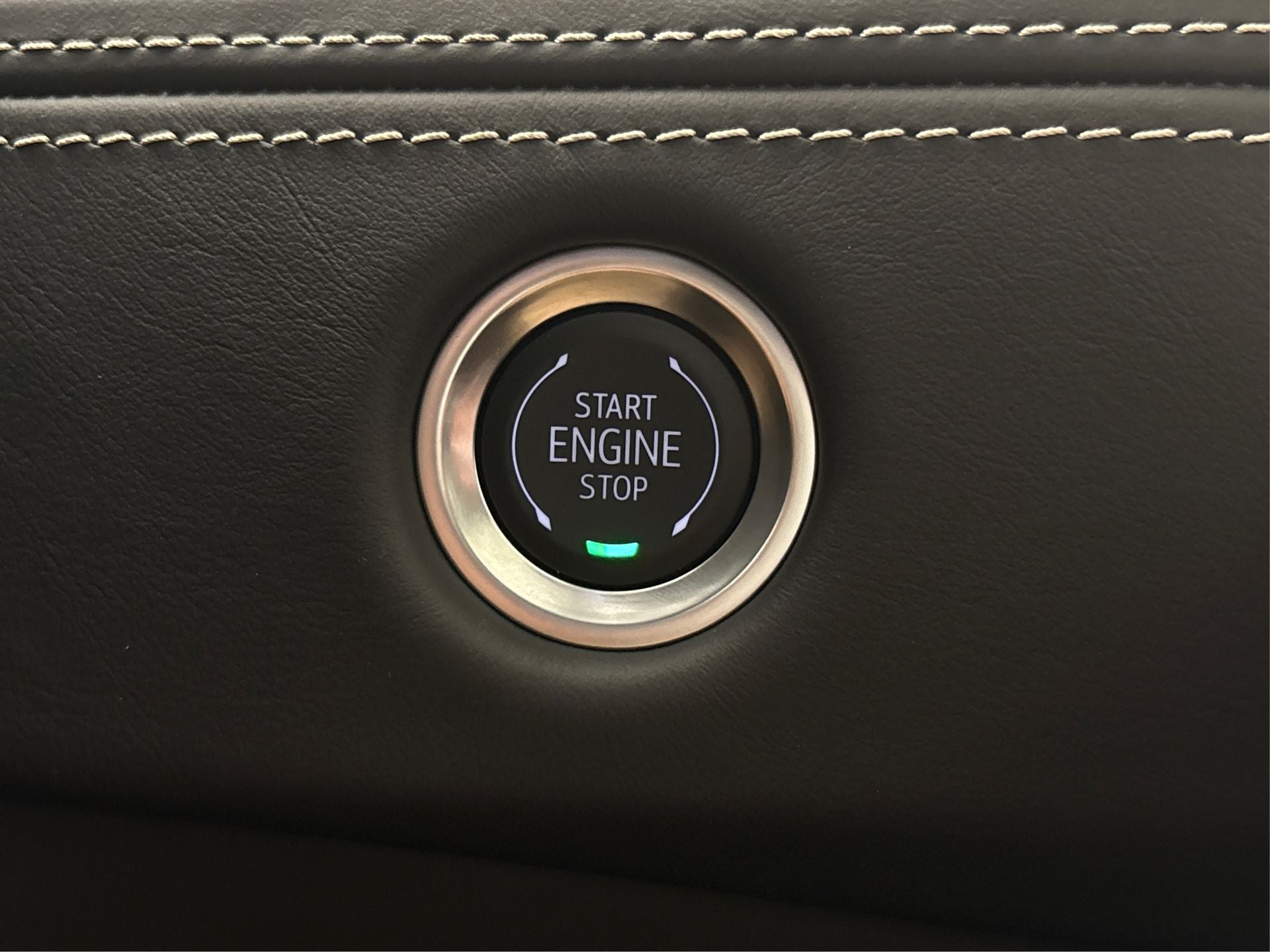 2025 Cadillac Escalade ESV Sport Platinum