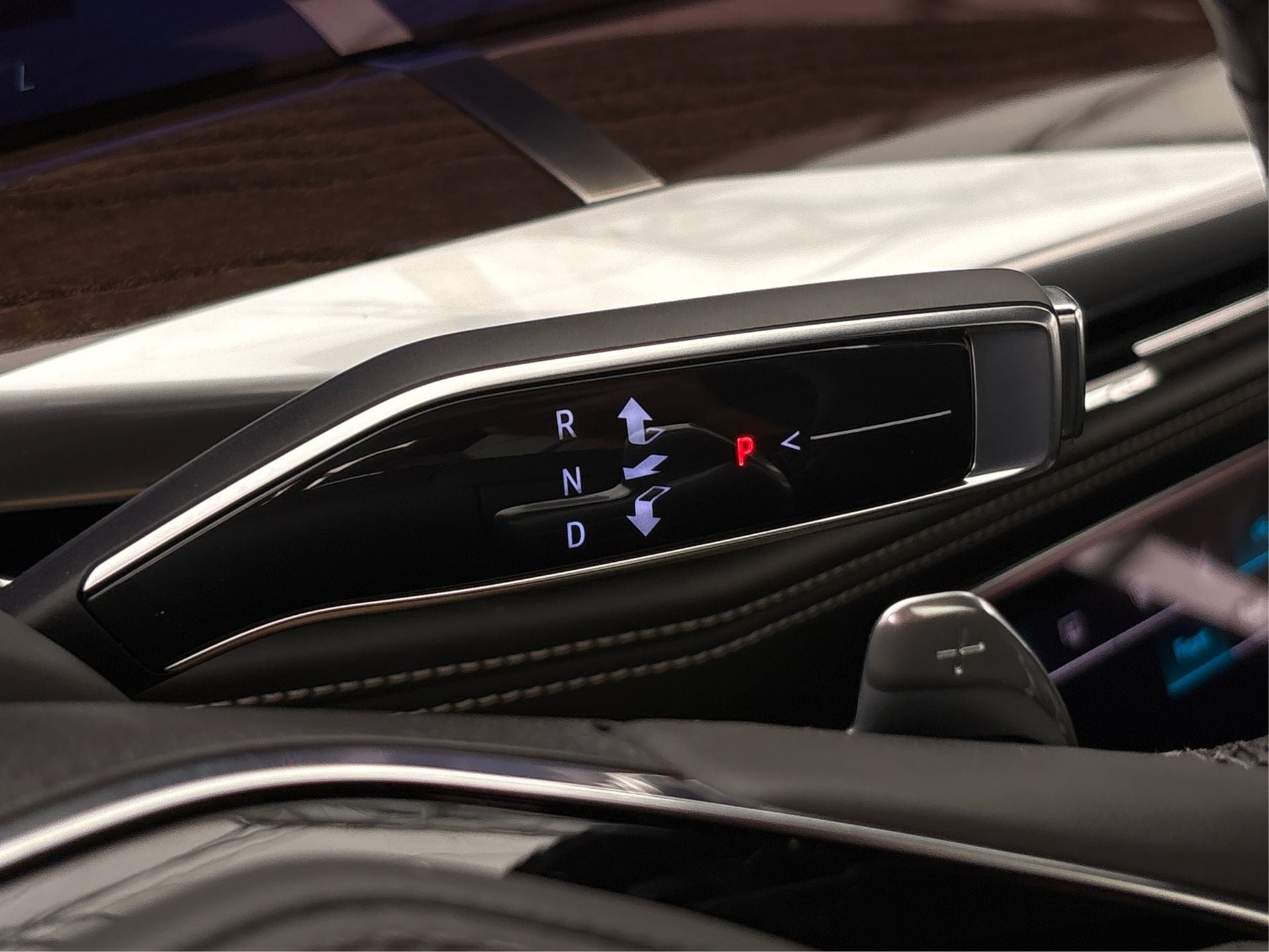 2025 Cadillac Escalade ESV Sport Platinum