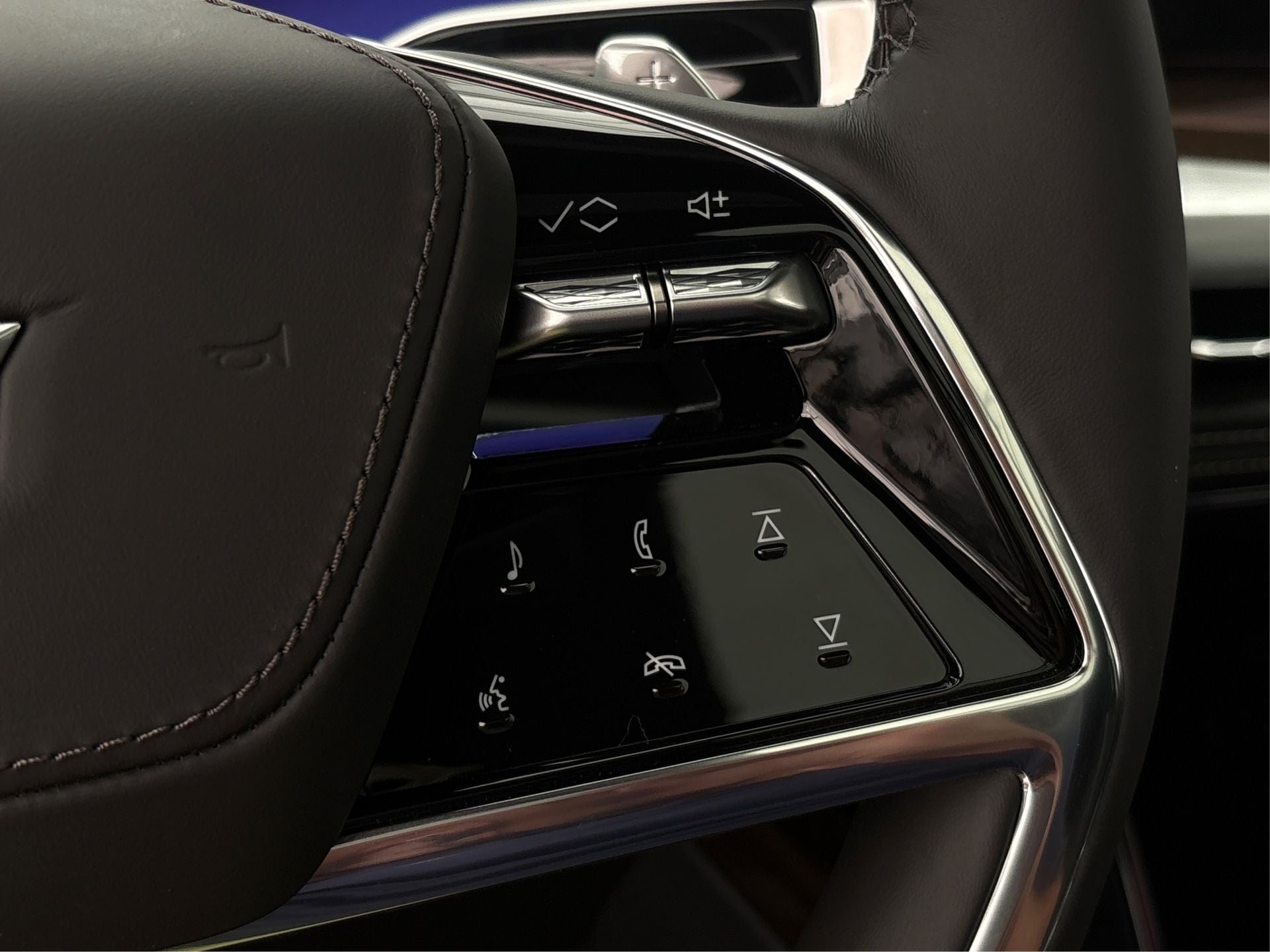 2025 Cadillac Escalade ESV Sport Platinum