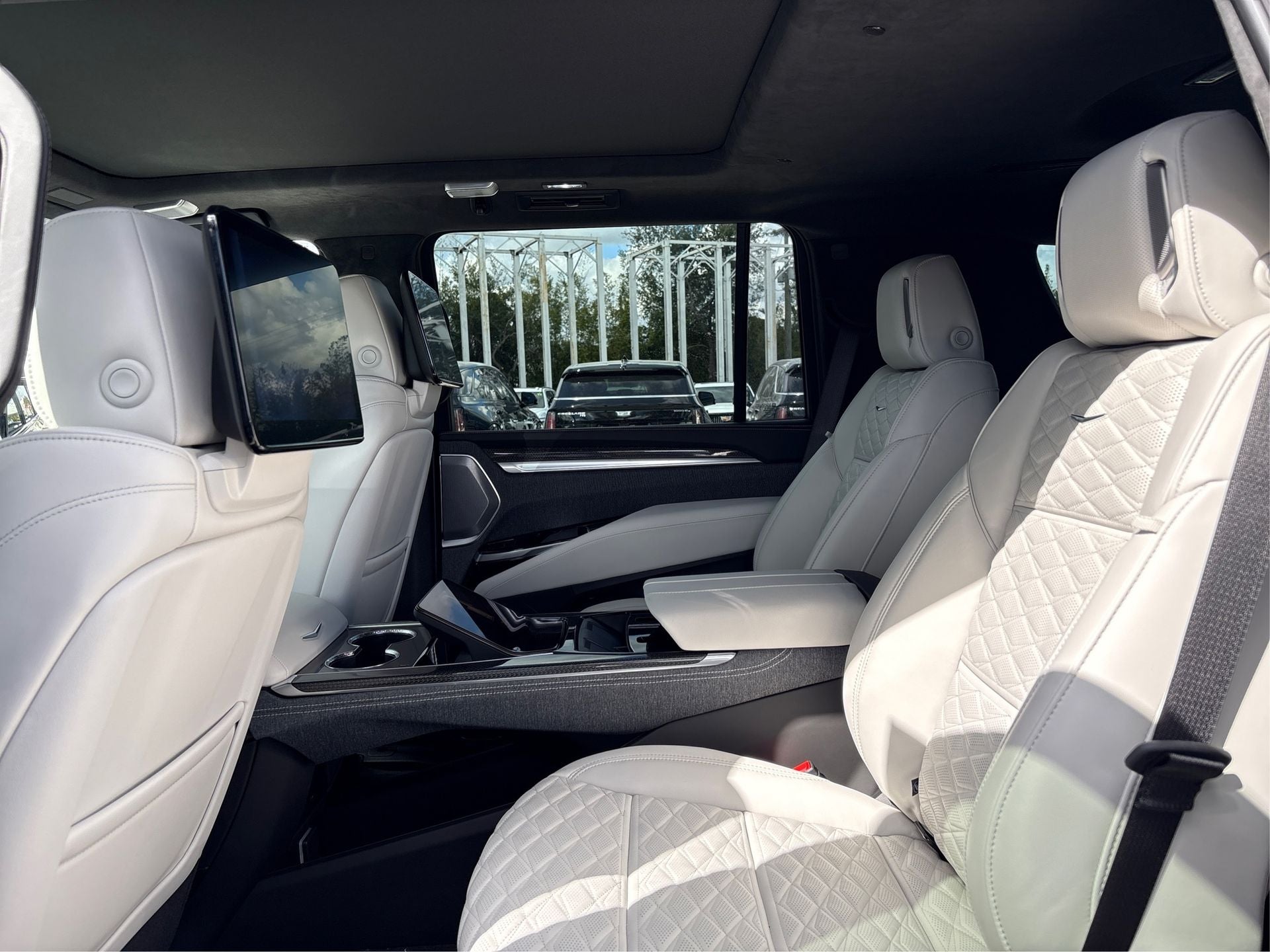 2026 Cadillac Escalade ESV V-Series