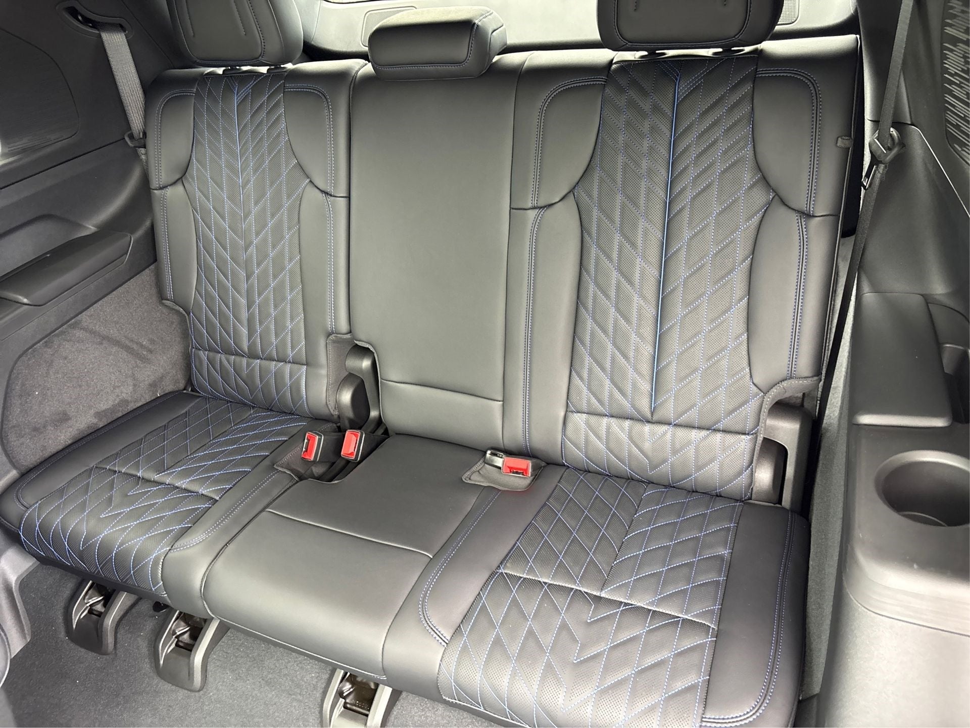 2025 Cadillac ESCALADE IQ Luxury 1