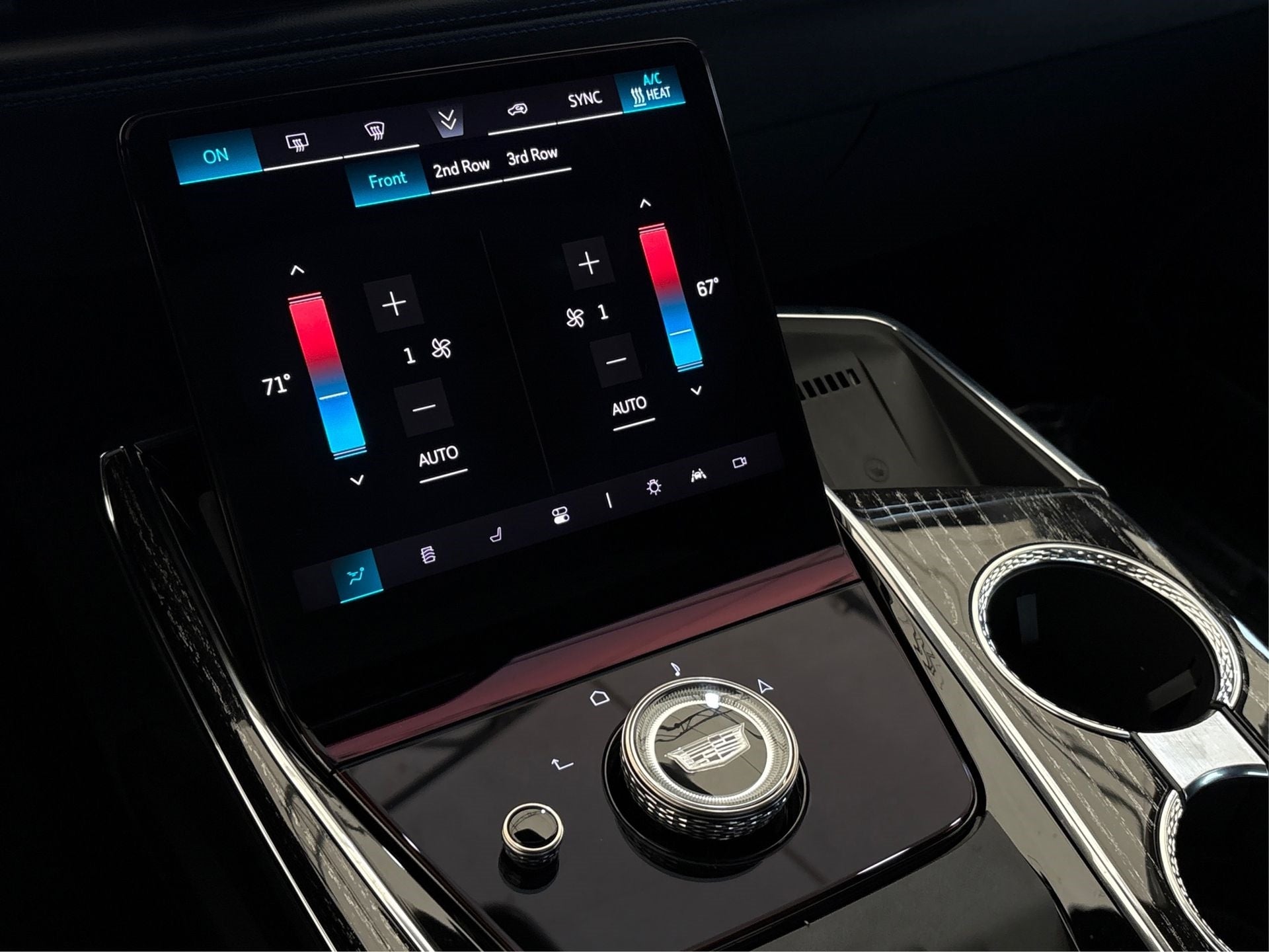 2025 Cadillac ESCALADE IQ Luxury 1