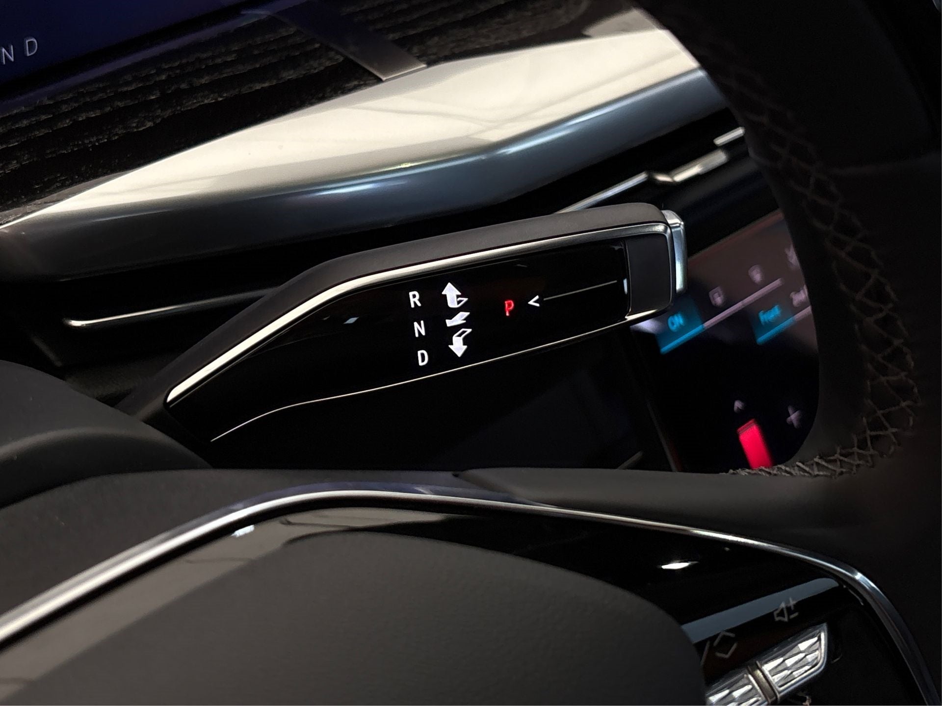 2025 Cadillac ESCALADE IQ Luxury 1