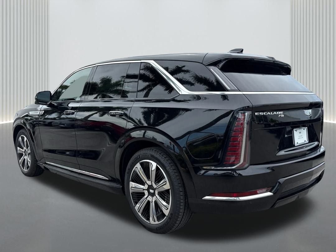 2025 Cadillac ESCALADE IQ Luxury 1