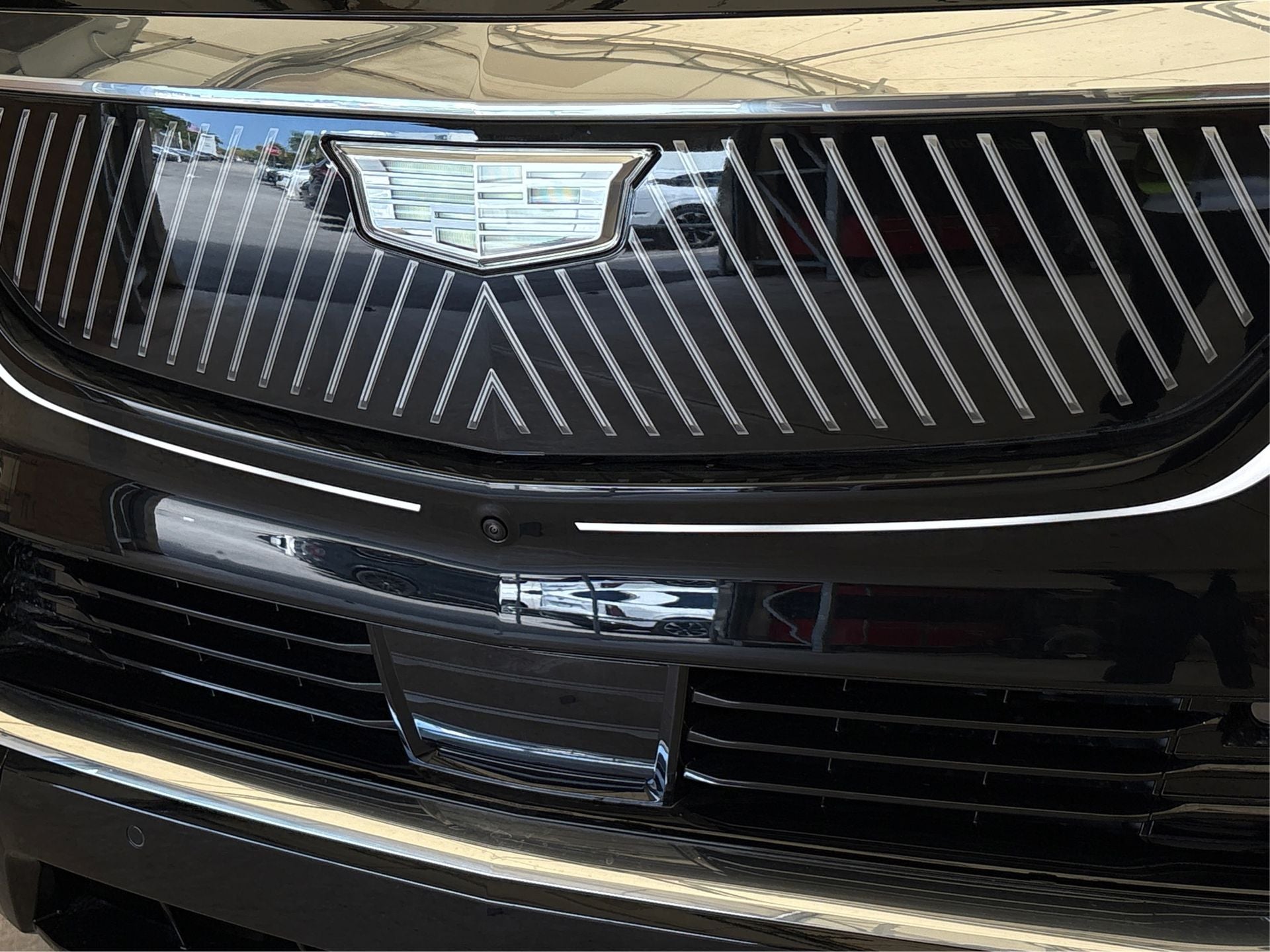 2025 Cadillac ESCALADE IQ Luxury 2