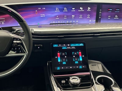 2025 Cadillac ESCALADE IQ Luxury 2