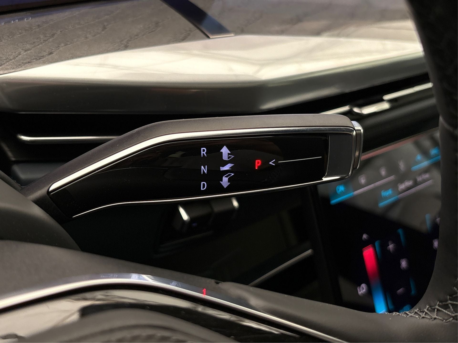 2025 Cadillac ESCALADE IQ Luxury 2