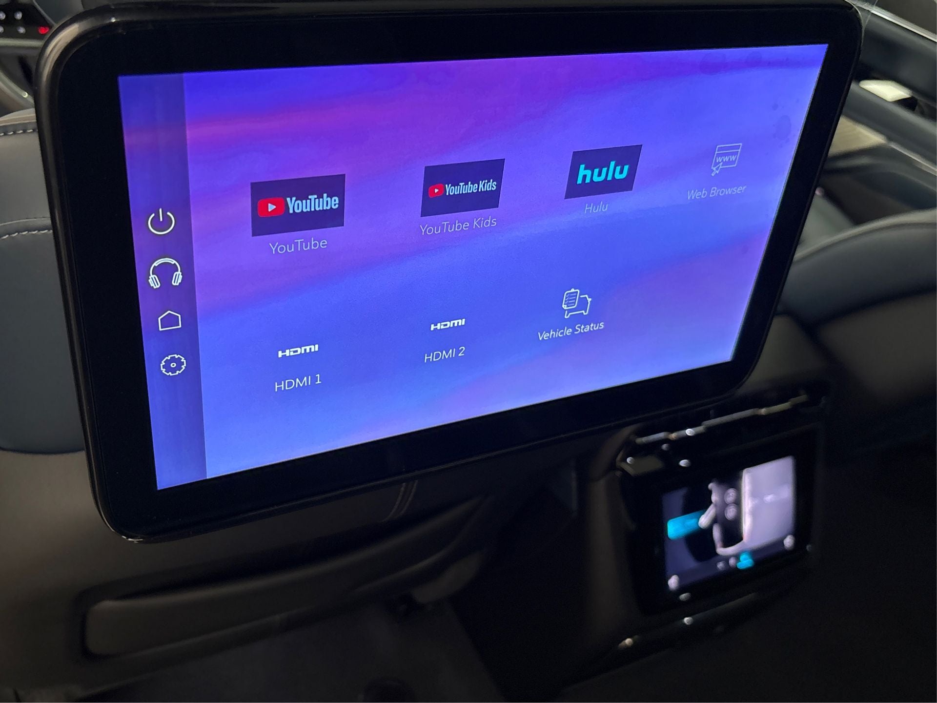 2025 Cadillac ESCALADE IQ Luxury 2