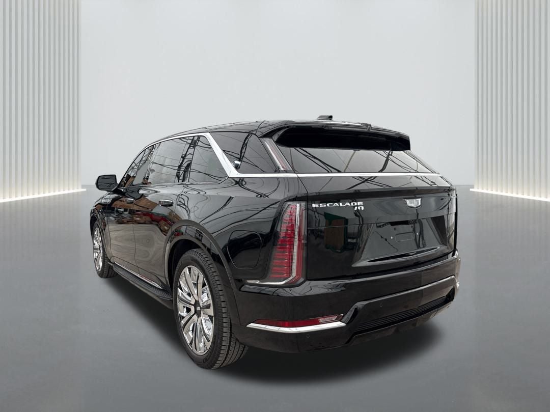 2025 Cadillac ESCALADE IQ Luxury 2