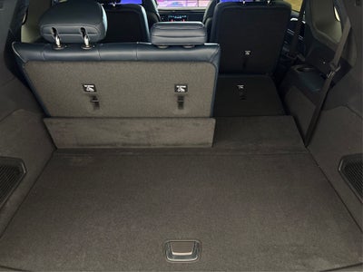 2025 Cadillac ESCALADE IQ Luxury 2