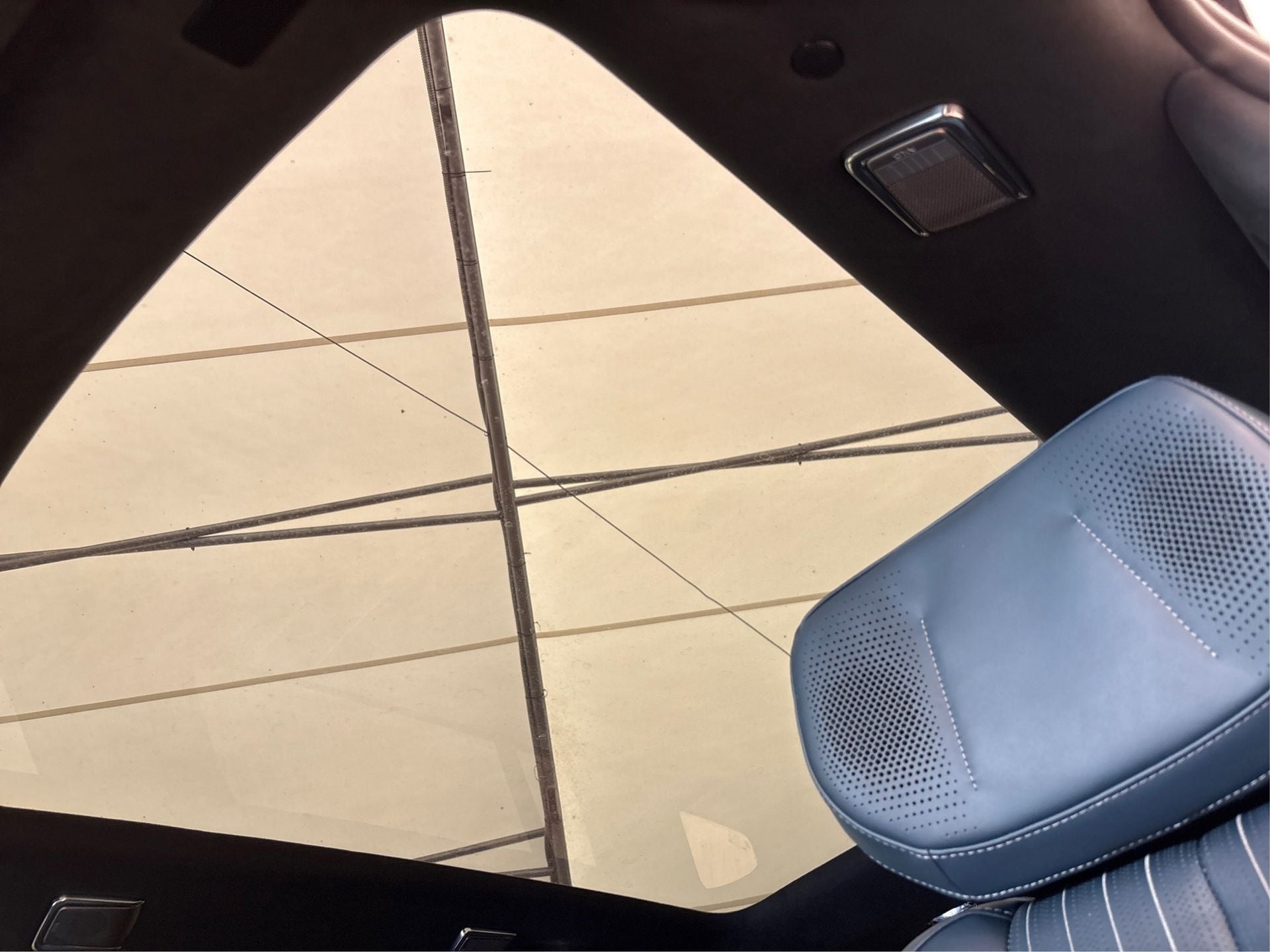 2025 Cadillac ESCALADE IQ Luxury 2