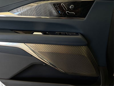 2025 Cadillac ESCALADE IQ Luxury 2