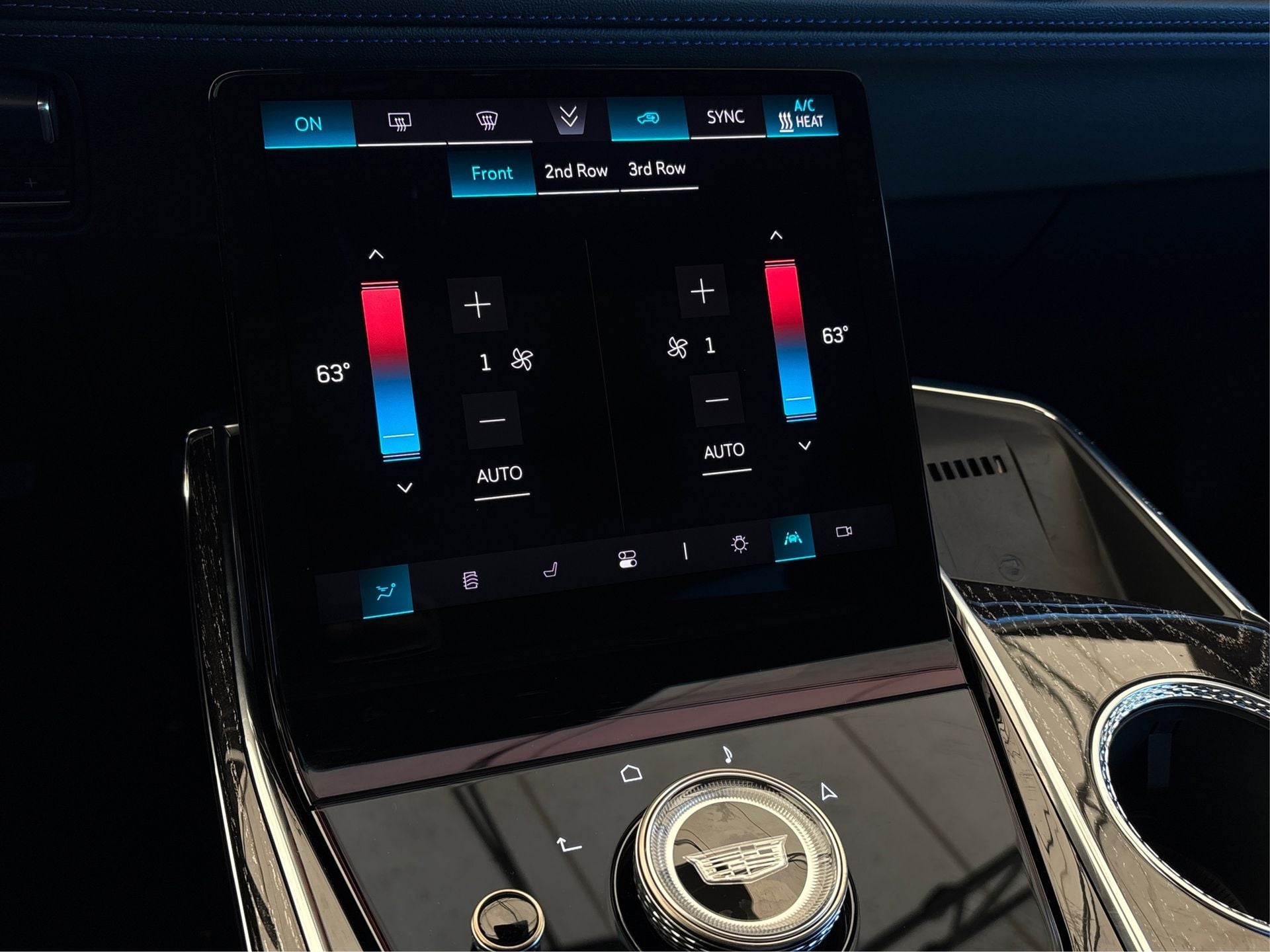 2026 Cadillac ESCALADE IQ Sport