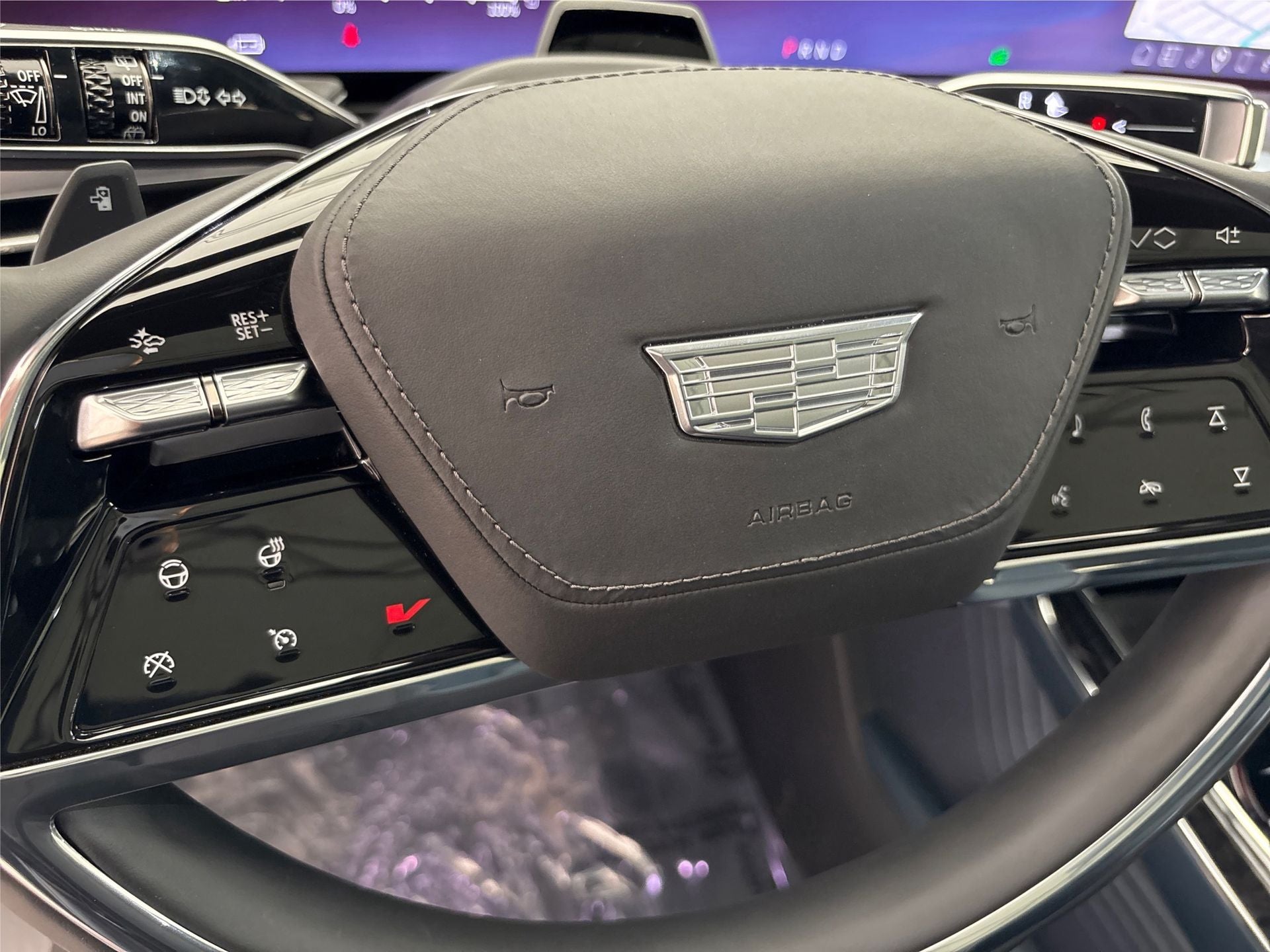 2025 Cadillac ESCALADE IQ Sport 2