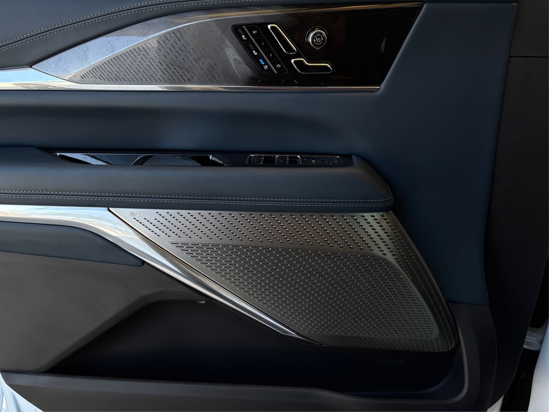 2026 Cadillac ESCALADE IQ Premium Sport