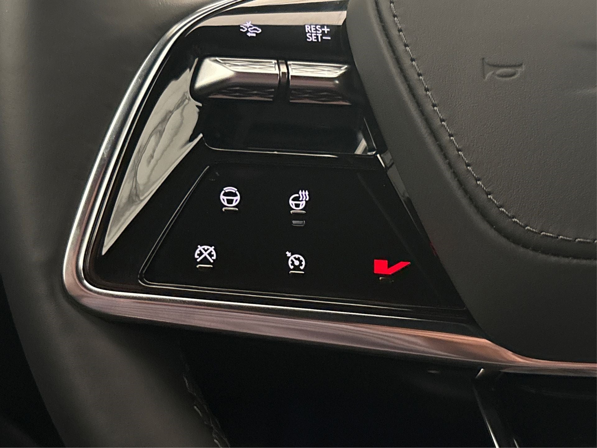 2026 Cadillac LYRIQ V-Series Premium