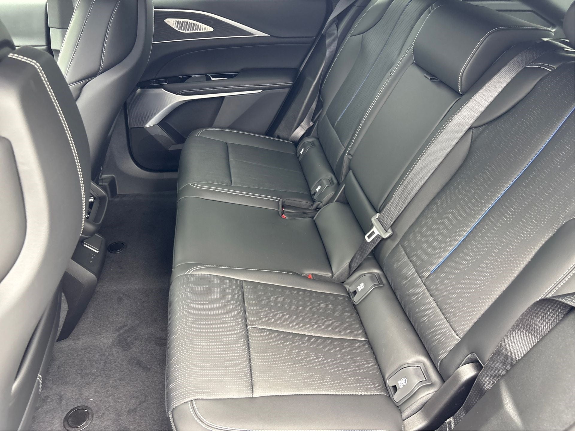 2026 Cadillac LYRIQ V-Series