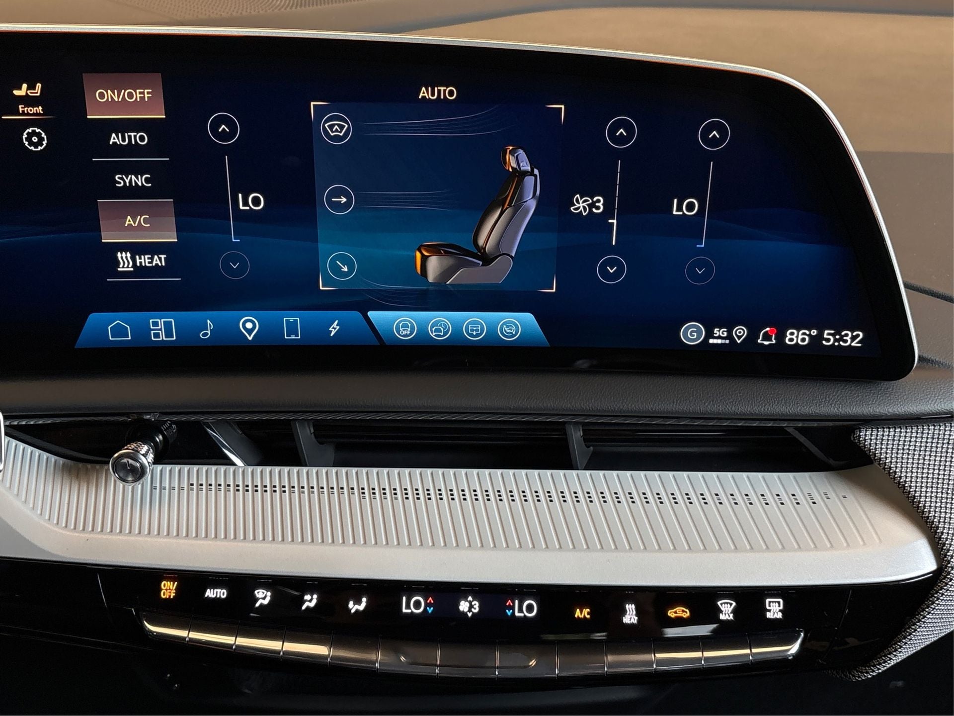 2026 Cadillac OPTIQ Luxury