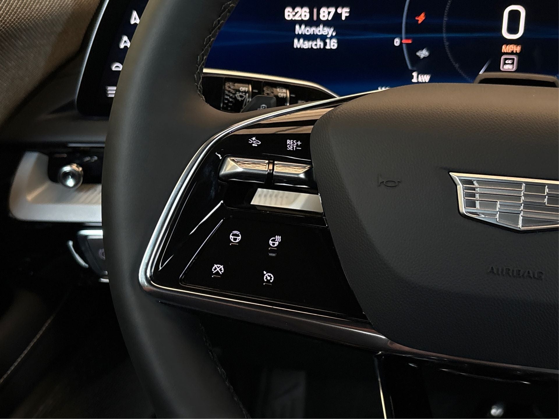 2026 Cadillac OPTIQ Luxury