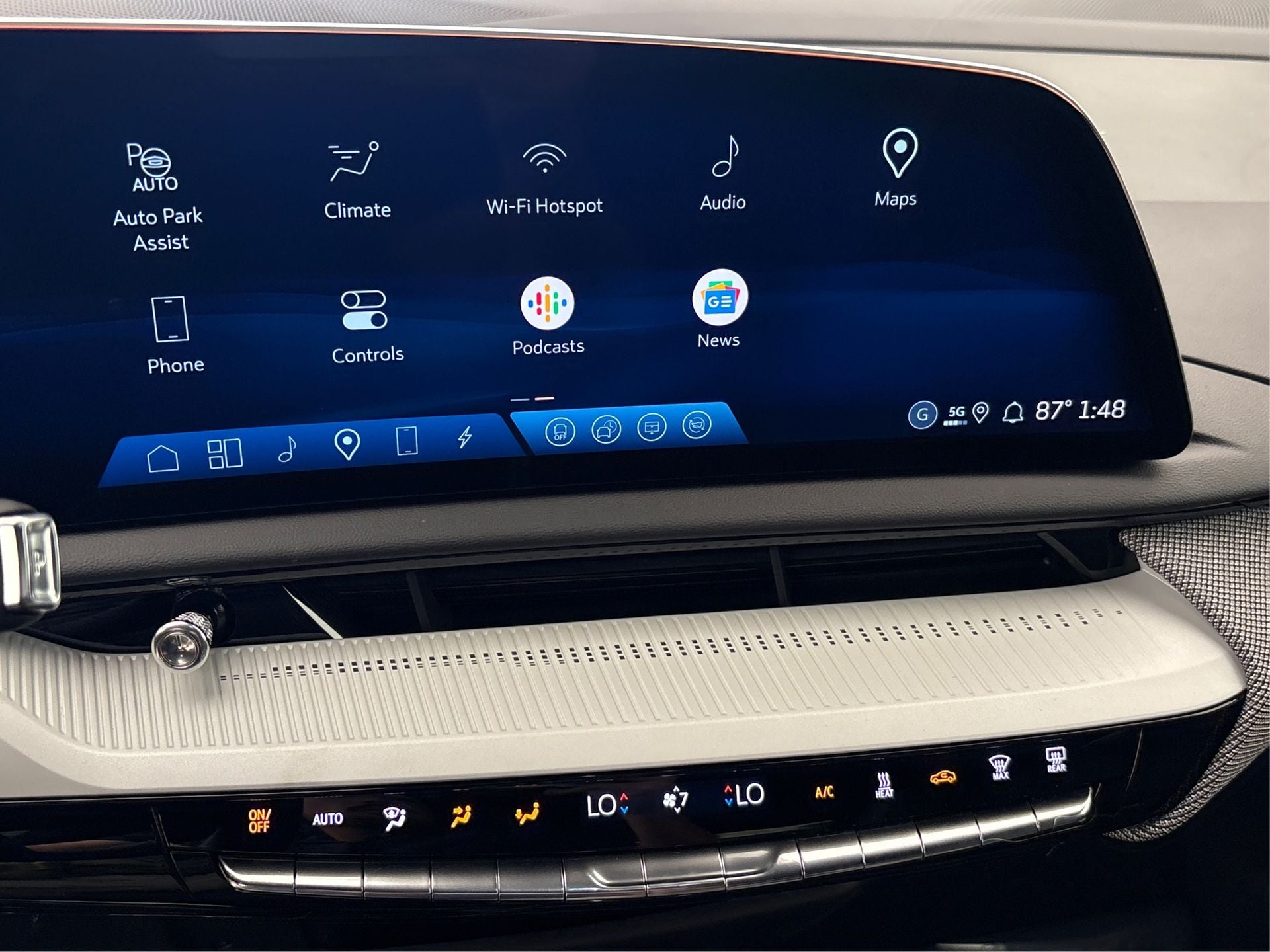 2025 Cadillac OPTIQ Luxury