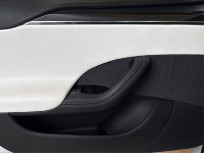 2022 Tesla Model S Plaid