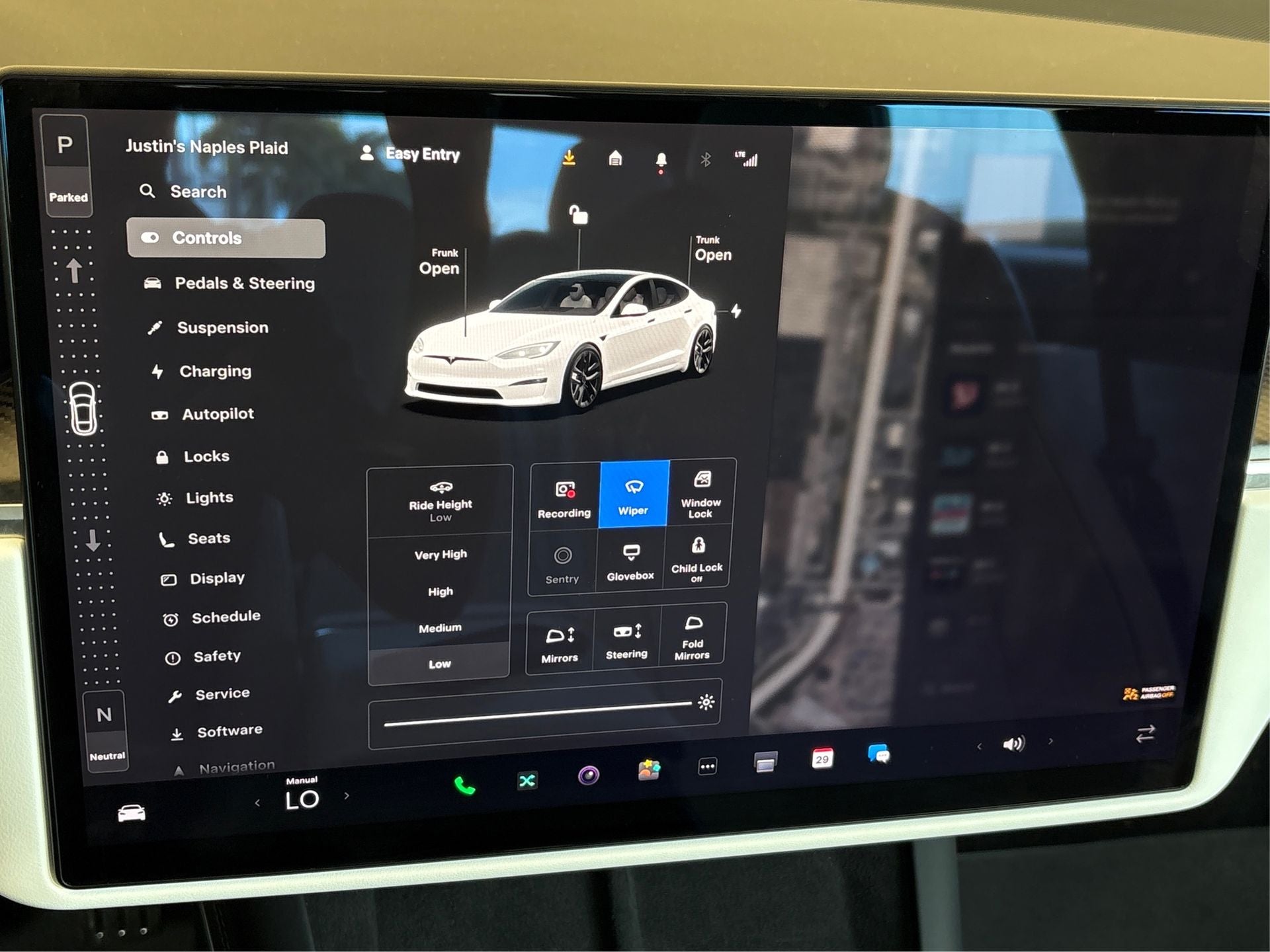 2022 Tesla Model S Plaid