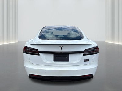 2022 Tesla Model S Plaid