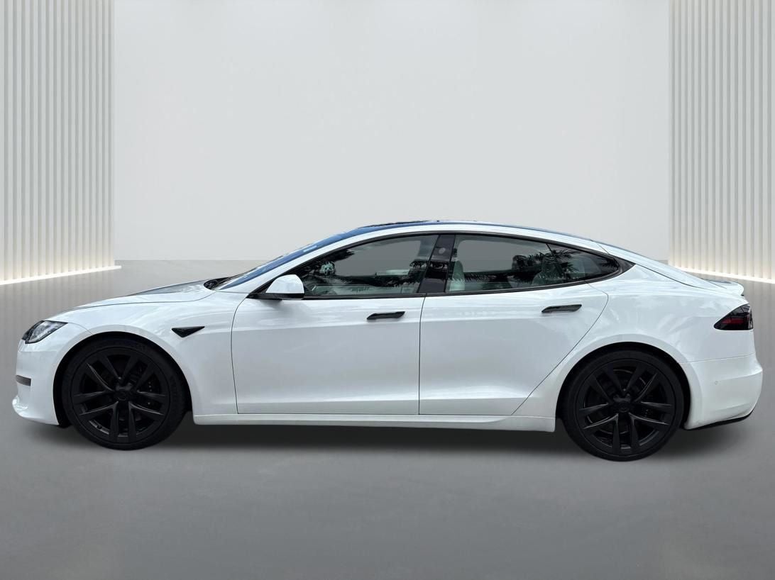 2022 Tesla Model S Plaid