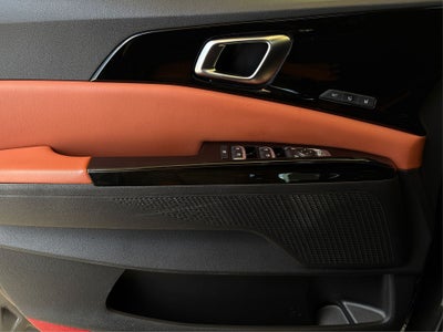 2023 Kia Carnival SX