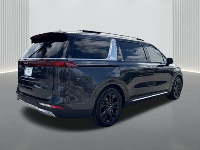 2023 Kia Carnival SX