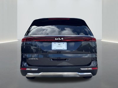 2023 Kia Carnival SX