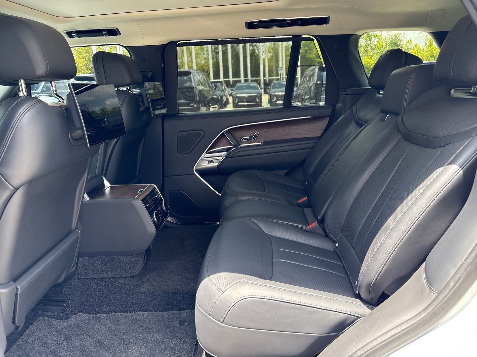 2023 Land Rover Range Rover Autobiography