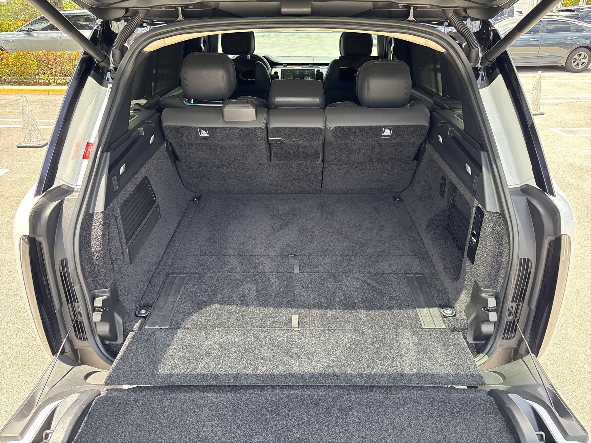 2023 Land Rover Range Rover Autobiography