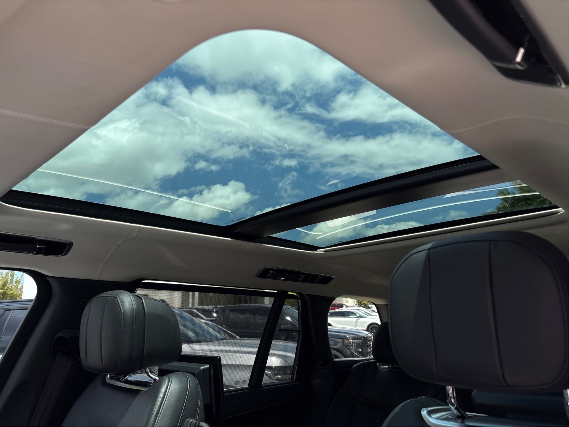 2023 Land Rover Range Rover Autobiography