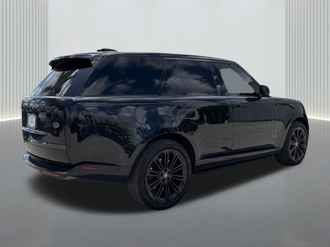 2023 Land Rover Range Rover SE
