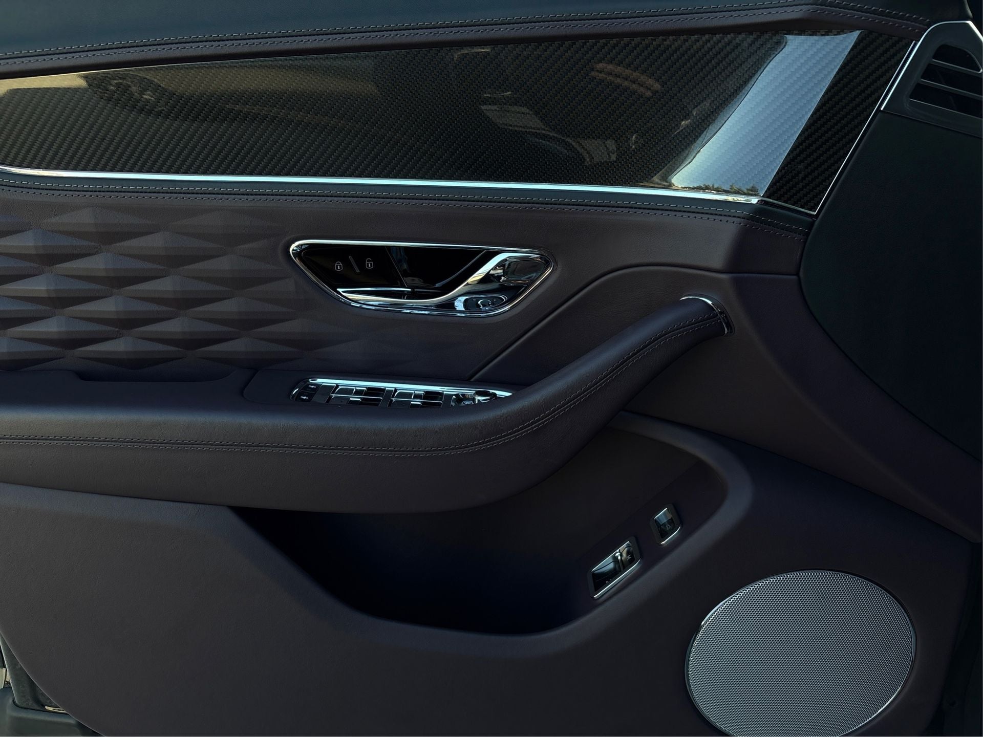 2023 Bentley Flying Spur V8