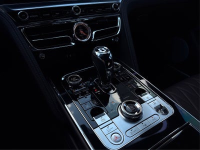 2023 Bentley Flying Spur V8