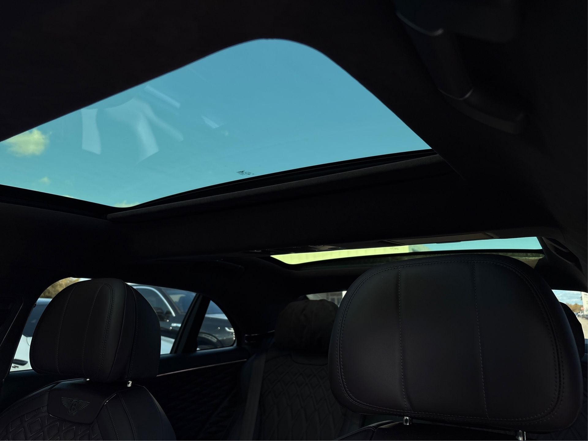 2023 Bentley Flying Spur V8