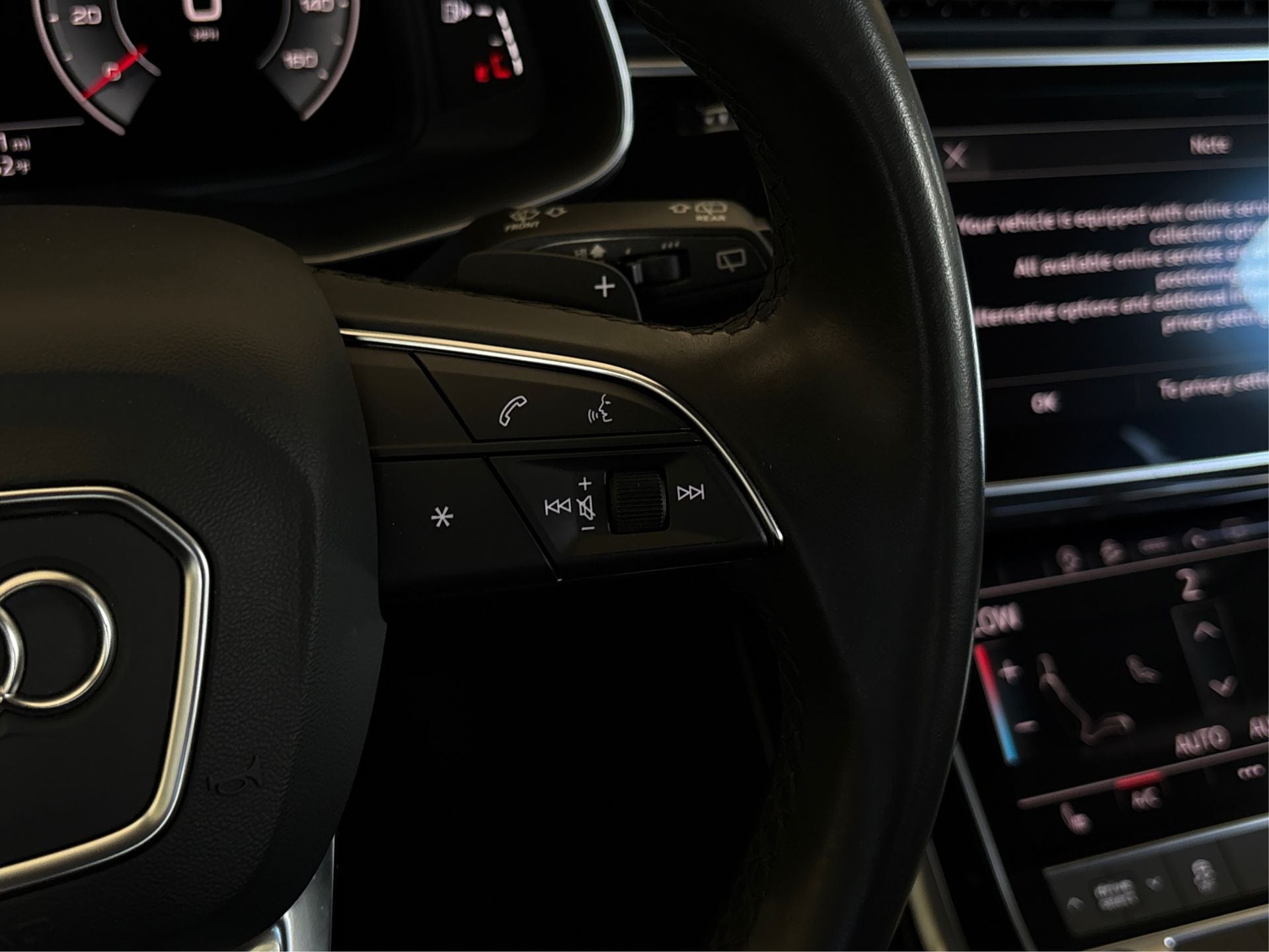 2022 Audi Q7 55 Premium quattro