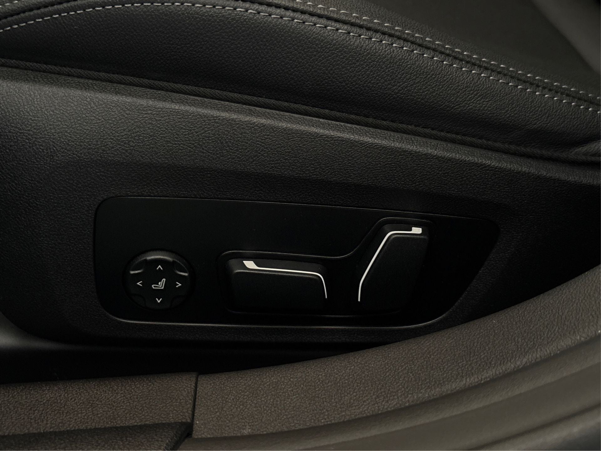 2024 BMW 4 Series M440i