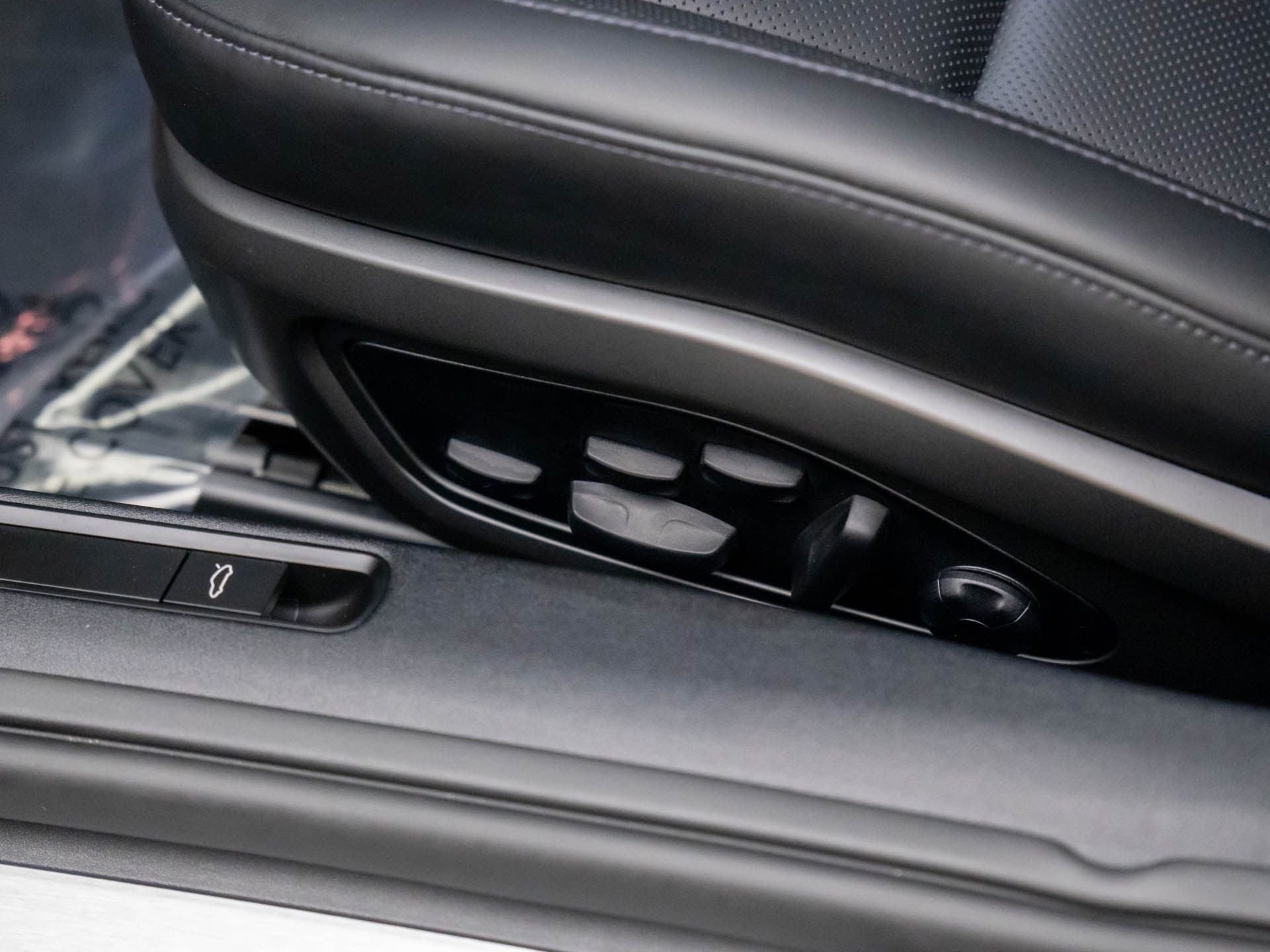 2025 Porsche 911 Carrera S