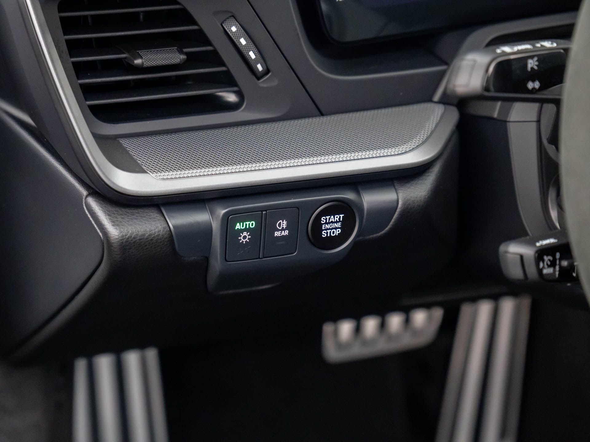 2025 Porsche 911 Carrera S