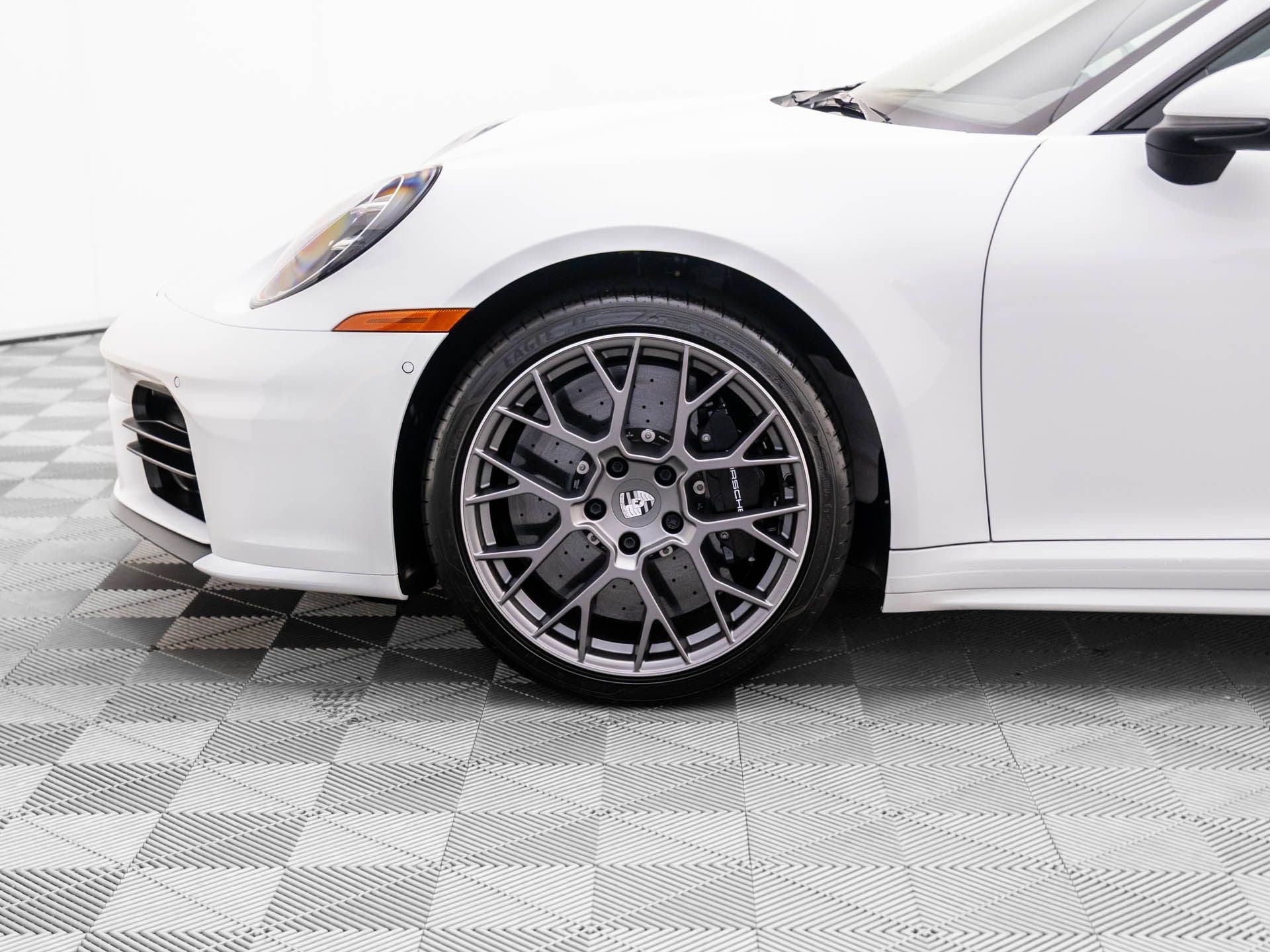 2025 Porsche 911 Carrera S