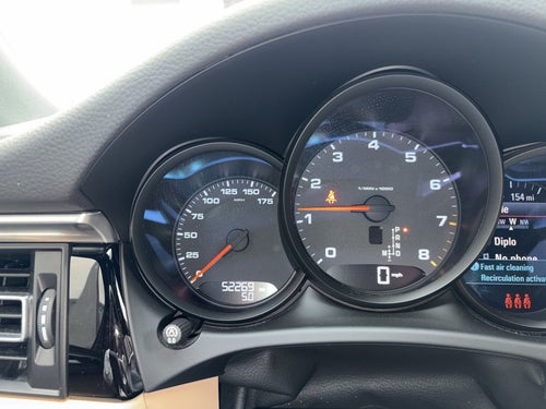 2020 Porsche Macan Base