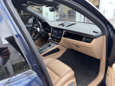 2020 Porsche Macan Base