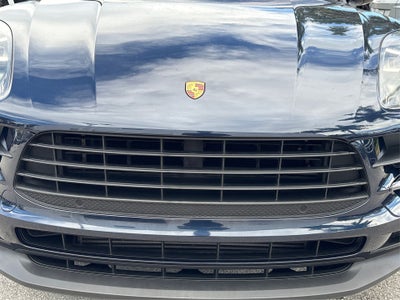 2020 Porsche Macan Base