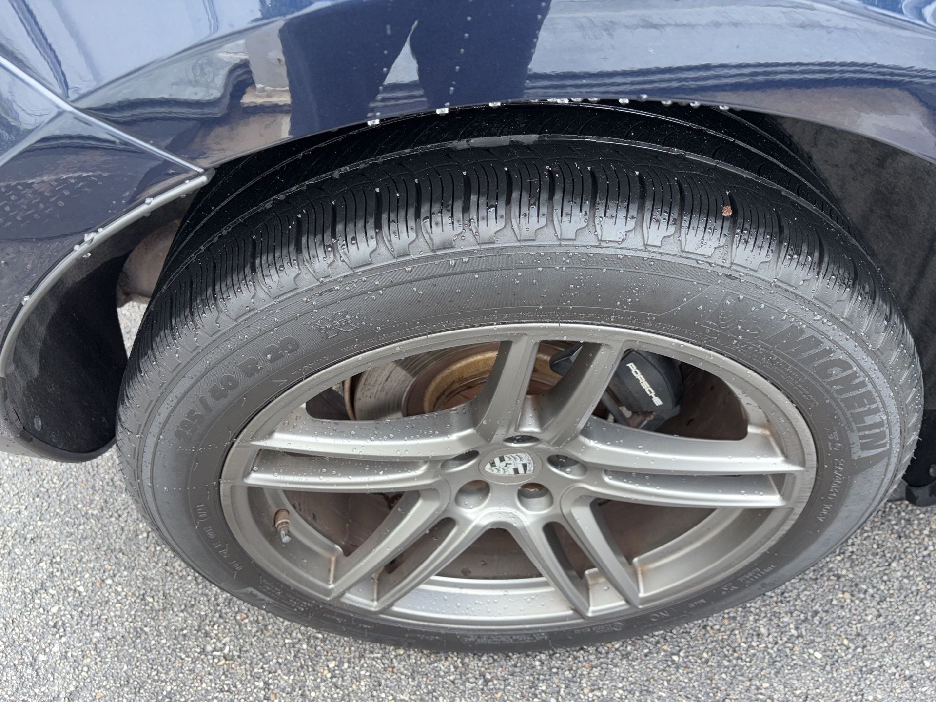 2020 Porsche Macan Base