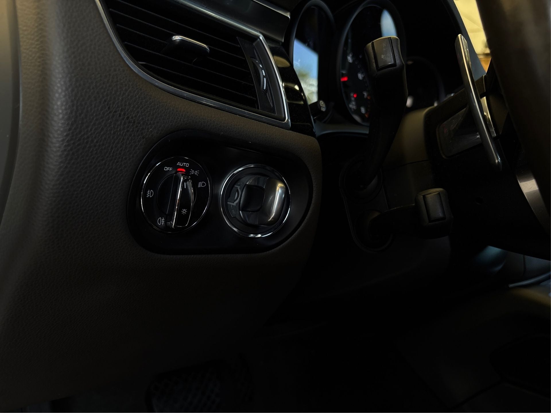 2018 Porsche Macan Base