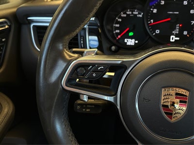 2018 Porsche Macan Base
